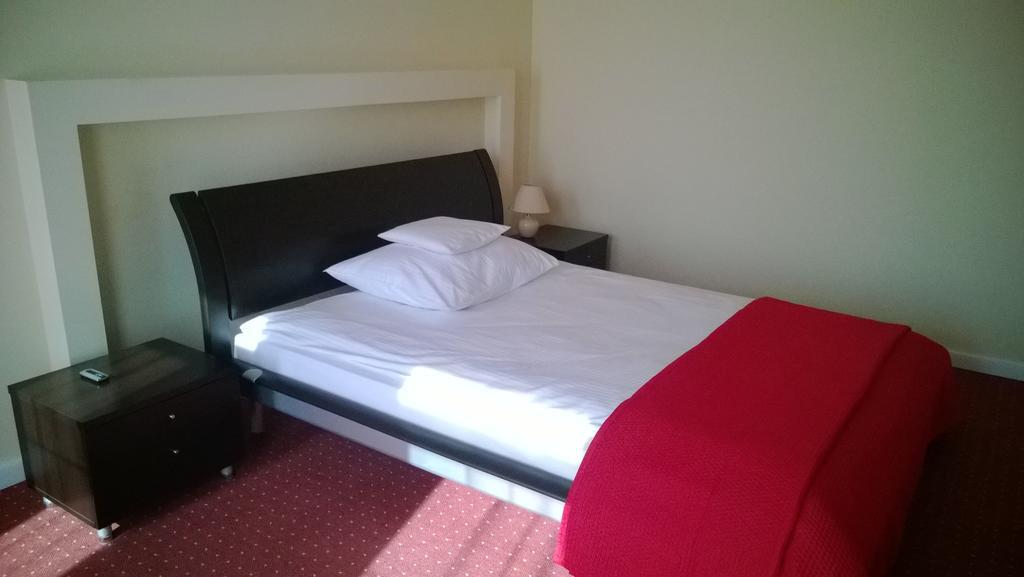 Yuca Hotel Лодз Стая снимка