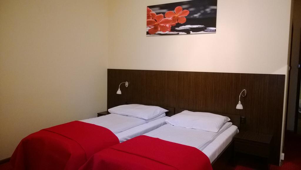Yuca Hotel Лодз Стая снимка