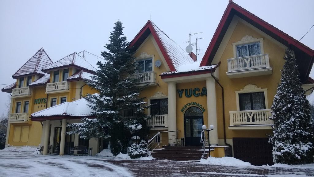 Yuca Hotel Лодз Екстериор снимка